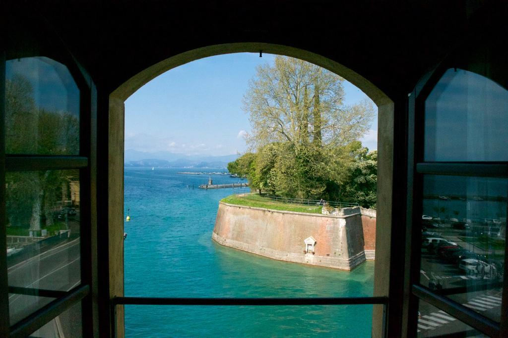 Casa Girardi Apartment Peschiera del Garda Exterior photo